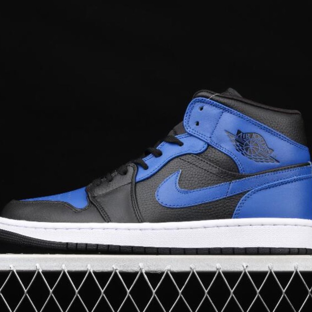 NEW Nike Air Jordan 1 Mid 'Hyper Royal' Black Men' - Picture 5 of 11